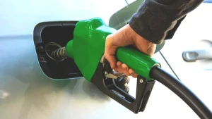 Petrol Fiyatları Düşerken Benzin ve Motorine Zam Geliyor! ABD-İran Gerilimi ile Güncel Brent Petrol Değeri